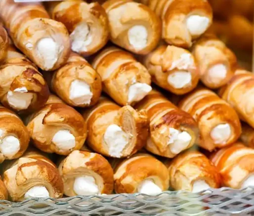 Como fazer cannoli