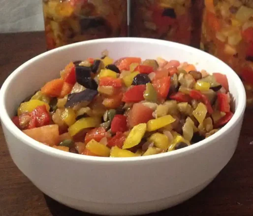 Caponata siciliana tradicional